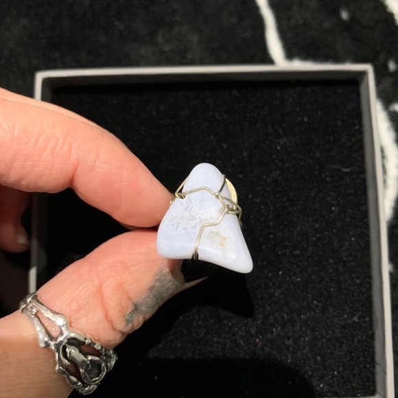 Sterling silver ring - Picture 2 of 4